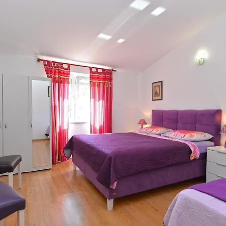 Fuer 5 Personen Ca 41 Qm In Pula, Istrien Istrische Riviera * Pula