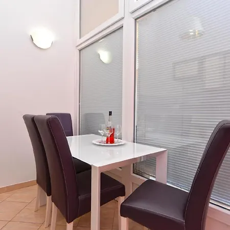 Fuer 5 Personen Ca 41 Qm In Pula, Istrien Istrische Riviera Apartment